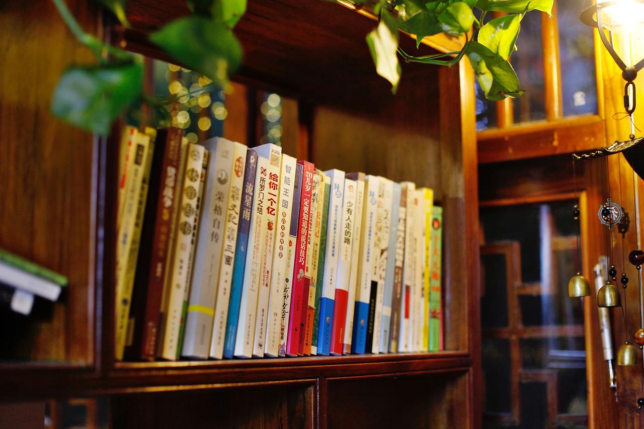 Guihua Road 106Th Hostel Zhangjiajie Exteriör bild